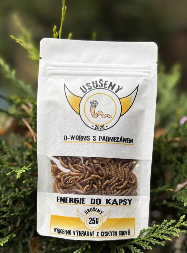 D - Worms s parmezánem 25g